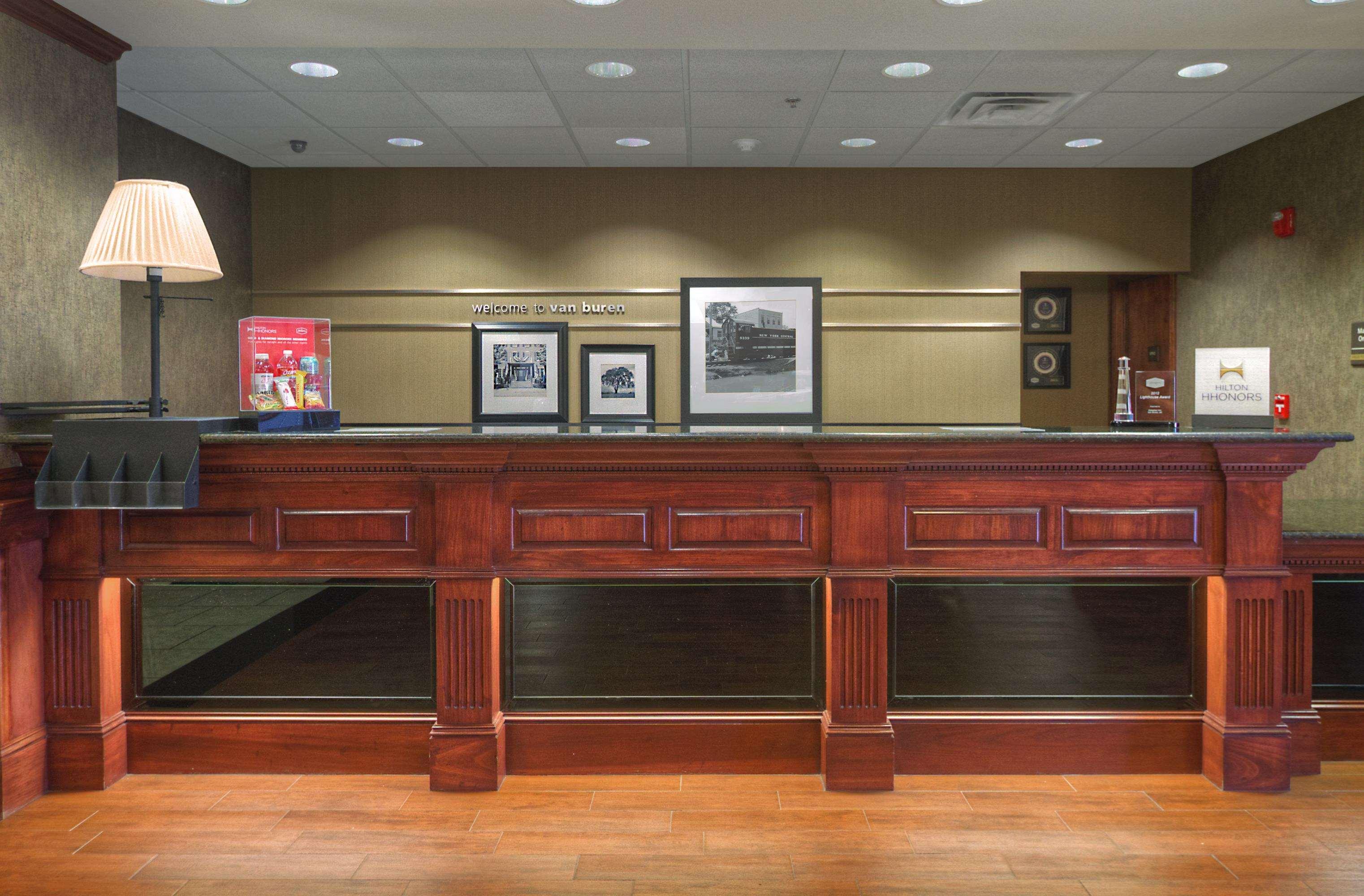 Hampton Inn Van Buren Bagian luar foto