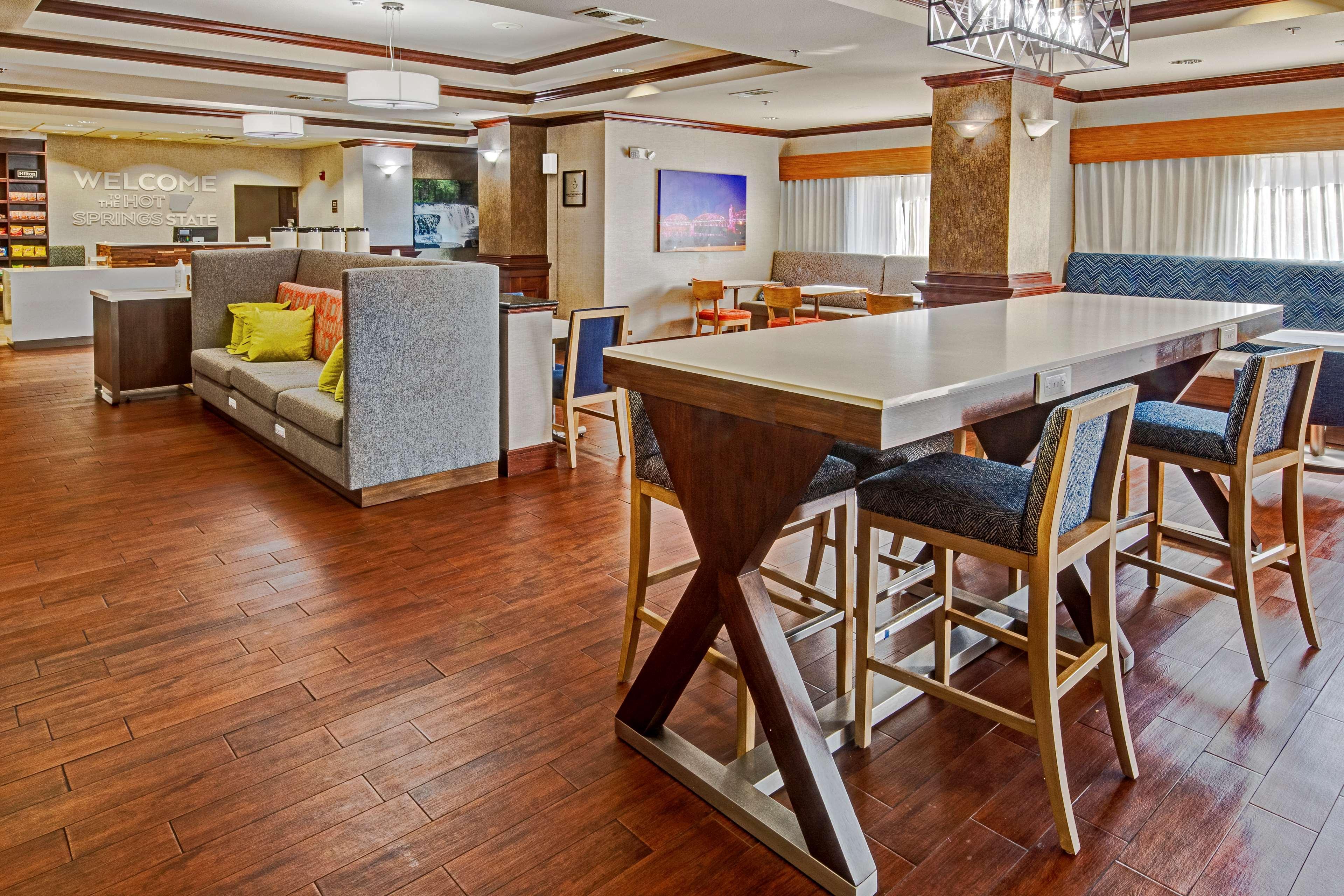 Hampton Inn Van Buren Bagian luar foto